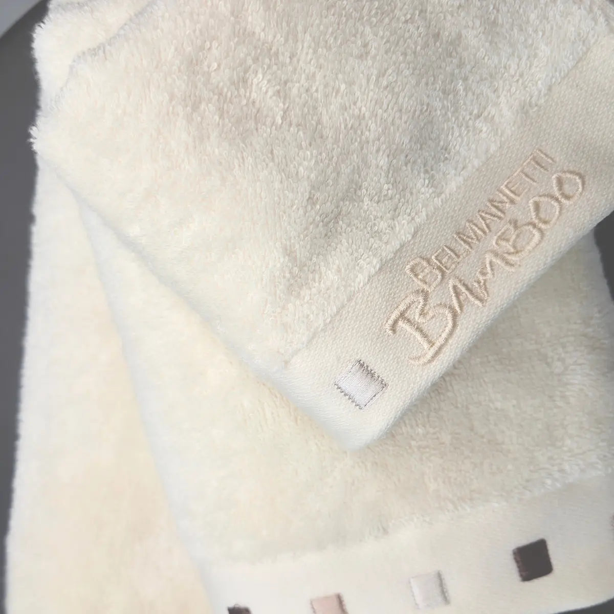 Bamboo-Cotton Towel – Velvety Soft & Quick-Drying