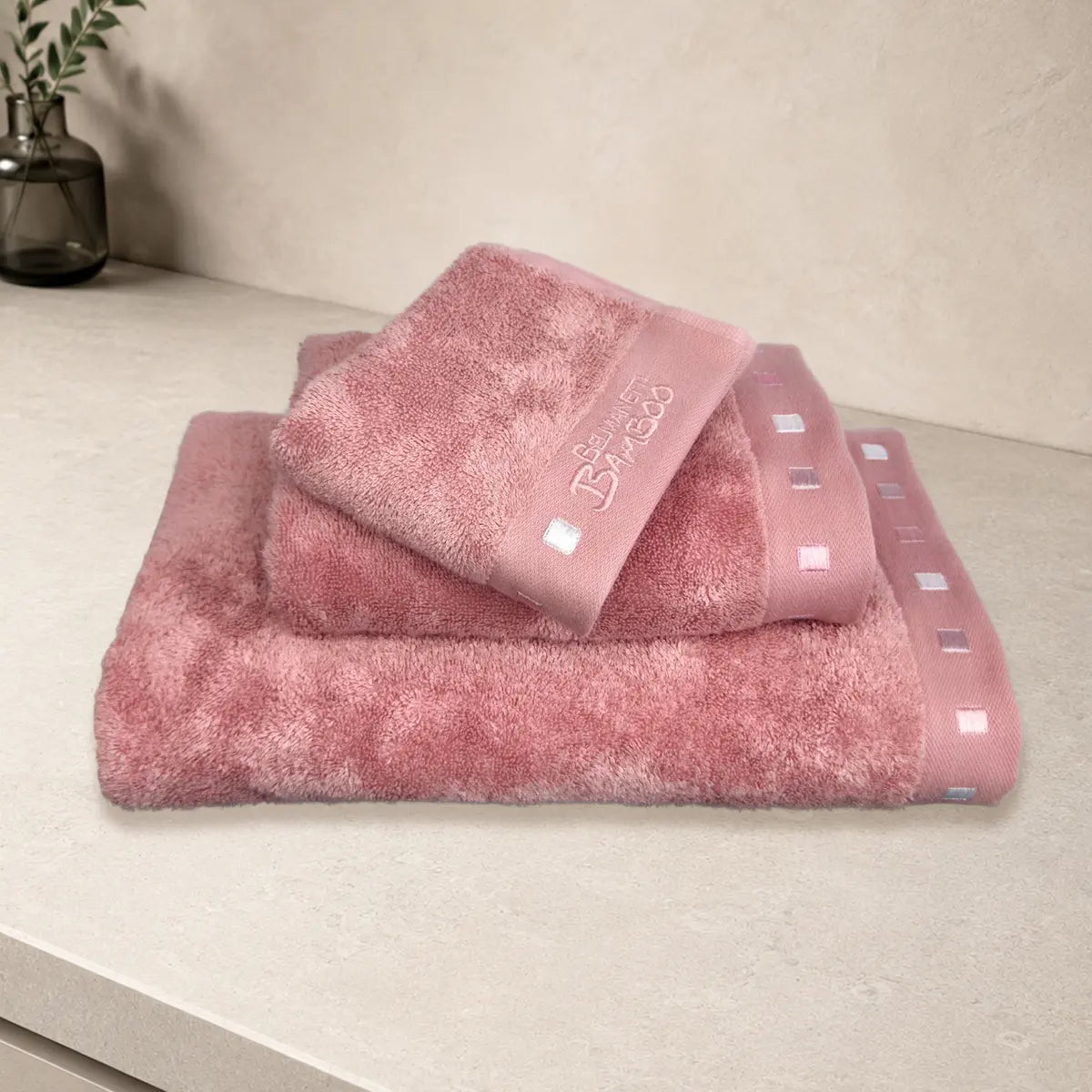 Bamboo-Cotton Towel – Velvety Soft & Quick-Drying