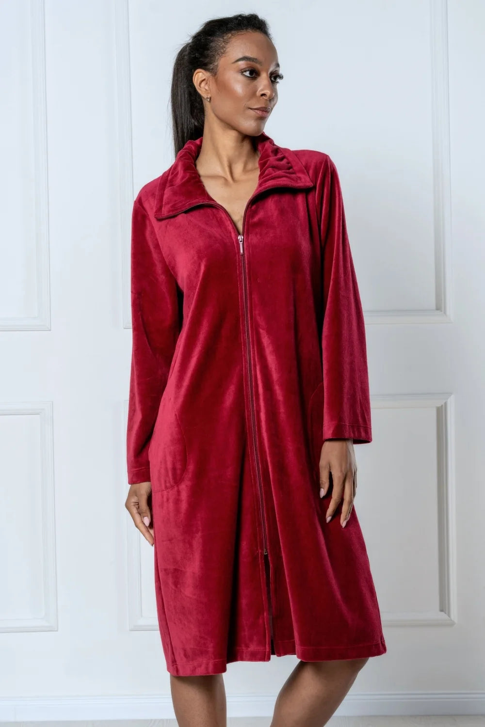 Belmanetti Classic Nicky Velour Women Zip Robe in Burgundy - Long-lasting luxury