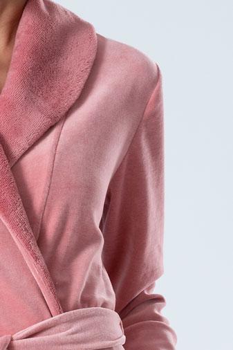 Belmanetti Elegant Extra Long Bamboo Blended Velour in Violet - Long-lasting luxury