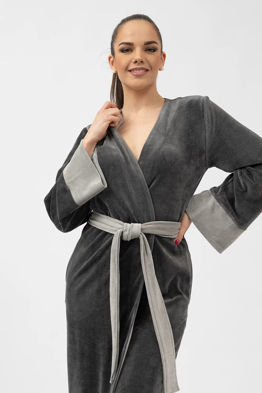 Belmanetti Extra Long Japanese Style Bamboo Kimono in Dark Grey - Gift-ready packaging